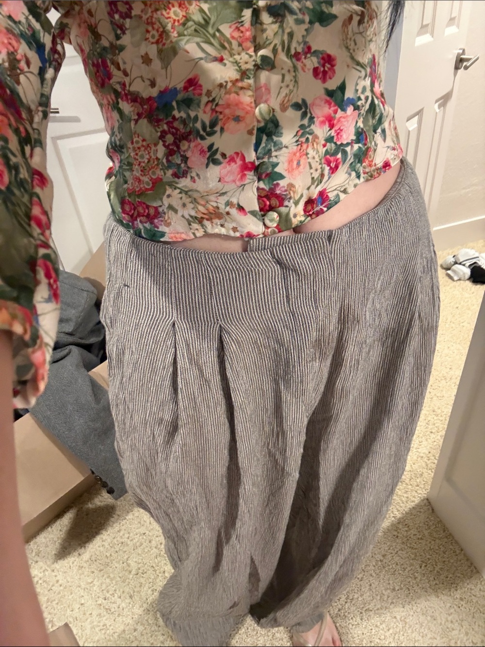 Massimo Dutti Gray Pinstripe Wide-Leg Pants